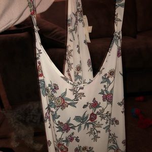 Flowey floral tback top